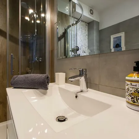 Pod Sosnami Apartamento *