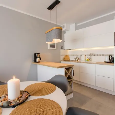 Pod Sosnami * Pogorzelica (Gmina Rewal)