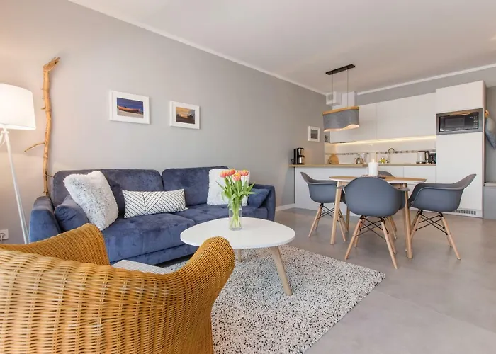 Pod Sosnami * Pogorzelica (Gmina Rewal)