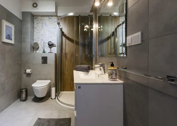 Pod Sosnami Pogorzelica (Gmina Rewal)