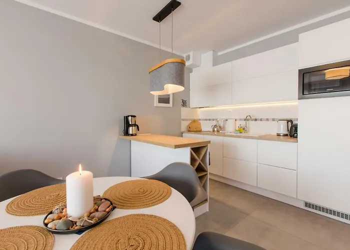 Pod Sosnami * Pogorzelica (Gmina Rewal)